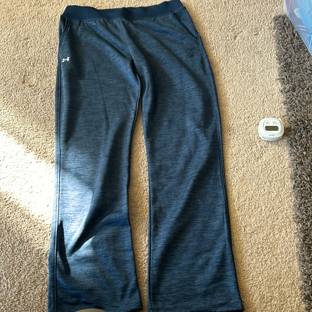 Women’s cold gear fleece lined sweat pants. Never worn. Pet & smoke free home